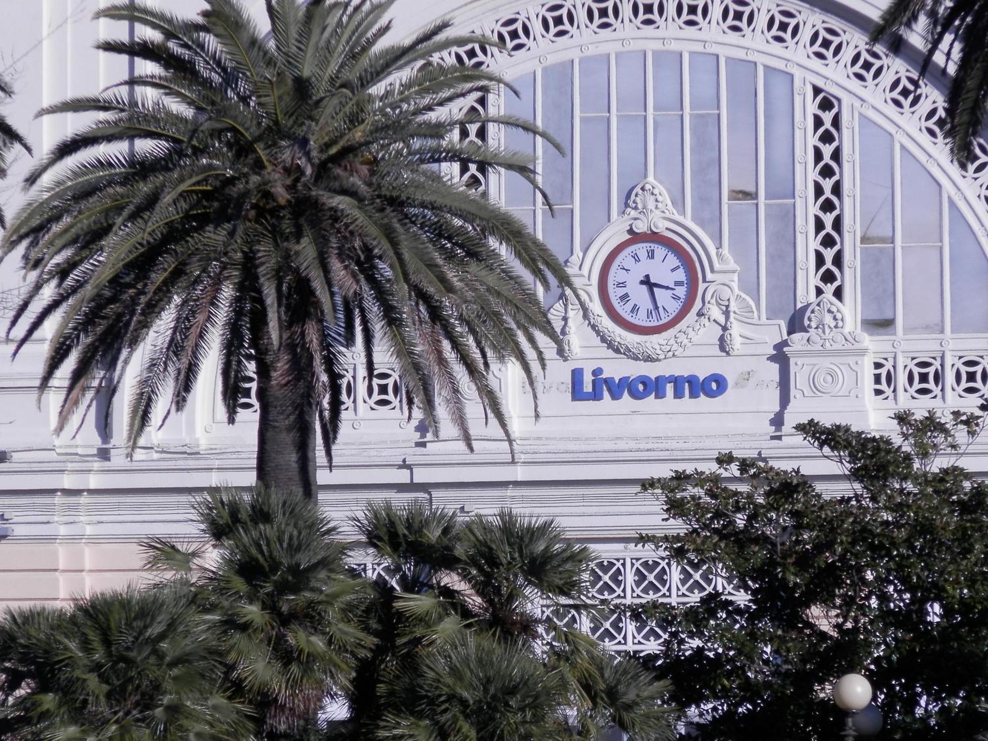 Hotel Stazione Livorno Luaran gambar