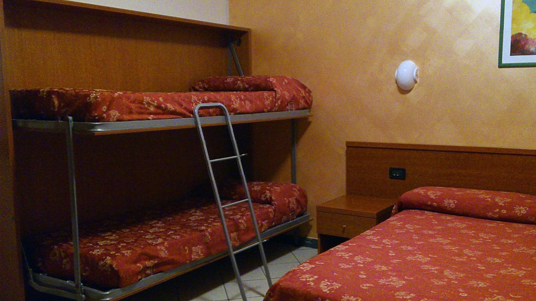 Hotel Stazione Livorno Luaran gambar
